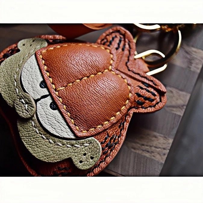 Handcrafted Leather Orange Cat Bag Charm – Cartoon Cat Design, Full - Grain Lambskin, Playful Accessory for Keys or Bags, Thoughtful Gift for Women - Tomlynam