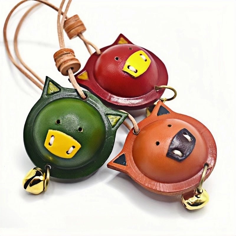 Original Designed Jingle Pig Leather Bag Charm, Full - Grain Cowhide Key Accessory, Minimalist Handcrafted Bell Pendant, Perfect Graduation Season Gift - Tomlynam