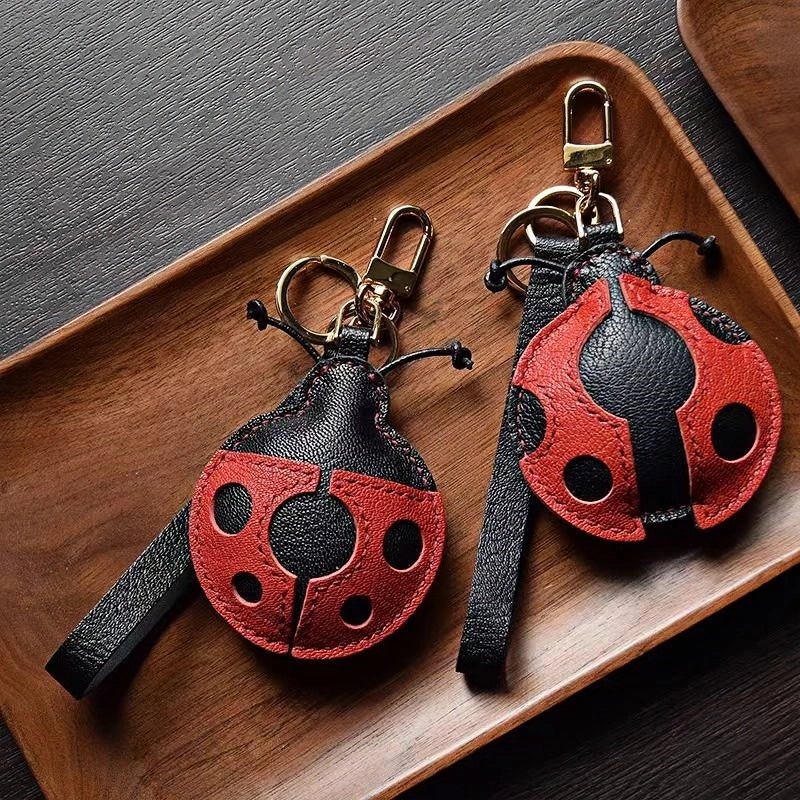 Handcrafted Ladybug Leather Bag Charm – Creative Design, French Full - Grain Lambskin, Keychain or Bag Accessory for Women, Minimalist Nature - Inspired Gift - Tomlynam