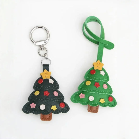 Christmas Tree Leather Bag Charm – Handmade Sheepskin Pendant | Festive Holiday Accessory | Hand-Stitched Keychain & Handbag Ornament