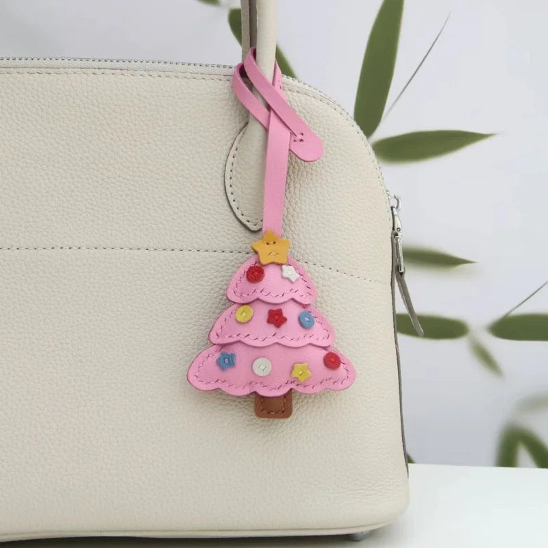 Christmas Tree Leather Bag Charm – Handmade Sheepskin Pendant | Festive Holiday Accessory | Hand-Stitched Keychain & Handbag Ornament