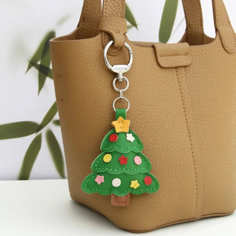 Christmas Tree Leather Bag Charm – Handmade Sheepskin Pendant | Festive Holiday Accessory | Hand-Stitched Keychain & Handbag Ornament