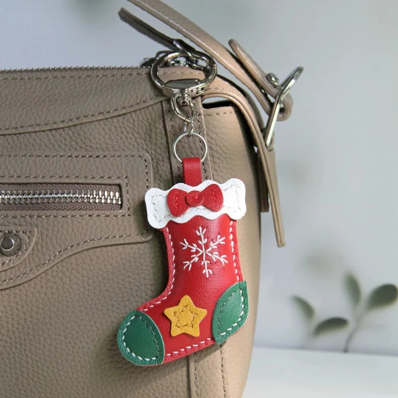 Christmas Stocking Leather Bag Charm – Handmade Full-Grain Sheepskin Holiday Pendant | Festive Hand-Stitched Accessory for Handbags & Keys | Unique Christmas Gift for Her