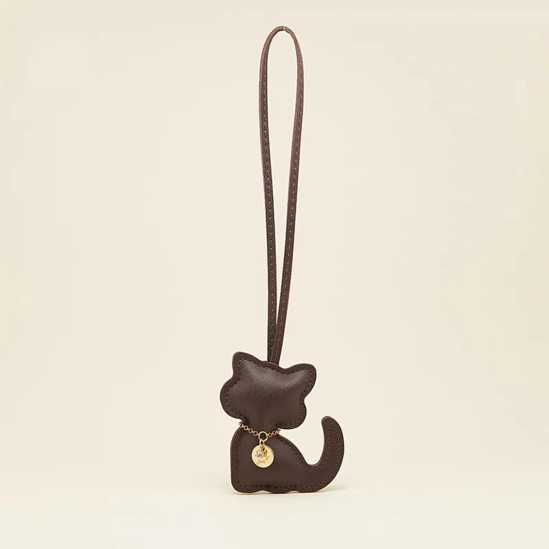 Chic Leather Cat Bag Charm – Handmade Sitting Kitty Pendant with Gold Necklace | Minimalist Style | Genuine Leather | Custom Color Options for Elegant Handbags