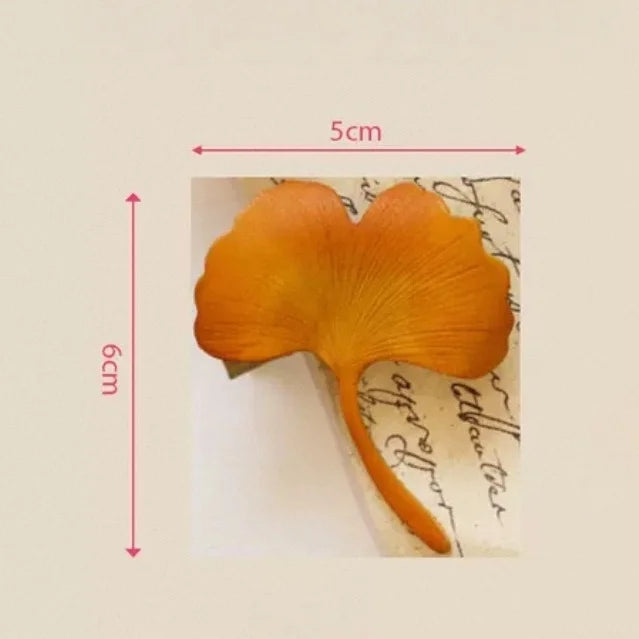 Maple & Ginkgo Leaf Leather Brooch & Hair Clip – Handmade Realistic Autumn Foliage Accessory | Eco-Friendly Forest-Inspired Design | Versatile Pin & Clip