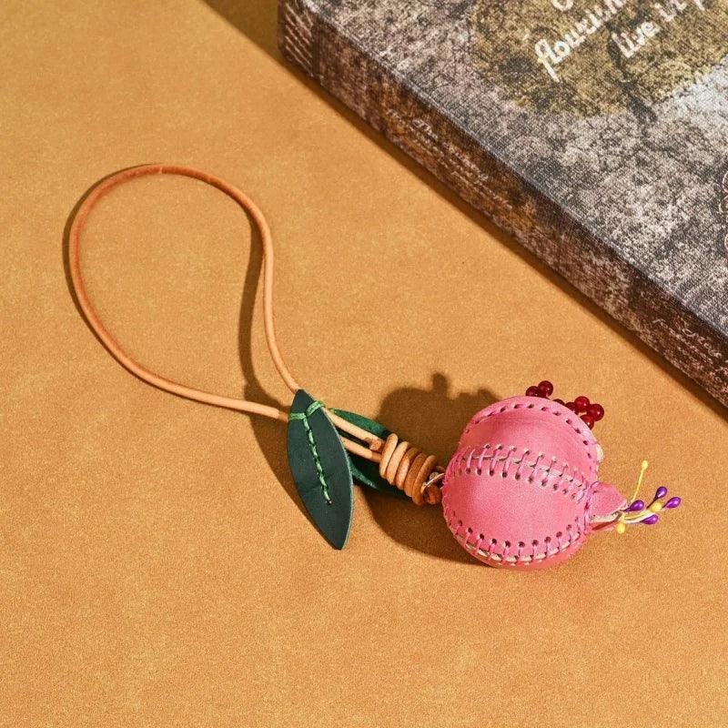 Hand-stitched Leather Pomegranate Charm – Premium Vegetable-tanned Leather Bag Pendant | Creative Accessory for Bags & Keychains