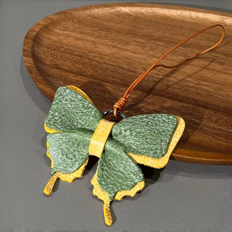 Handcrafted Vintage Leather Butterfly Bag Charm – Artisan Full-Grain Cowhide Pendant | Retro Colorblock Handbag Accessory | Elegant Gift for Her