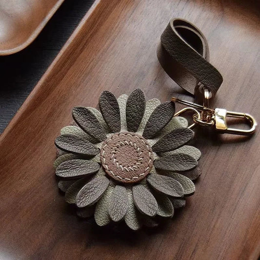 Blossom Leather Bag Charm – Handmade Full-Grain Cowhide Floral Pendant | Minimalist Artistic Keychain | Elegant Gift for Handbags & Cars