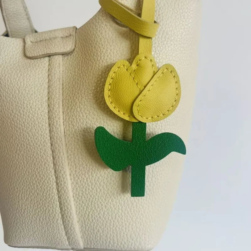 Pastel Tulip Leather Bag Charm – Handmade Full-Grain Leather Pendant | Sweet Minimalist Flower Keychain | Elegant Gift for Women
