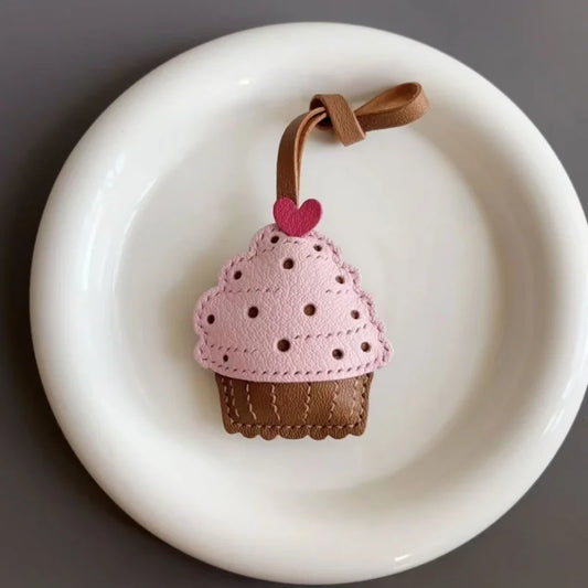 Handmade Leather Cupcake Bag Charm – Handcrafted Genuine Leather Pendant & Keychain | Cute Artistic Accessory for Handbags | Thoughtful Gift for Her