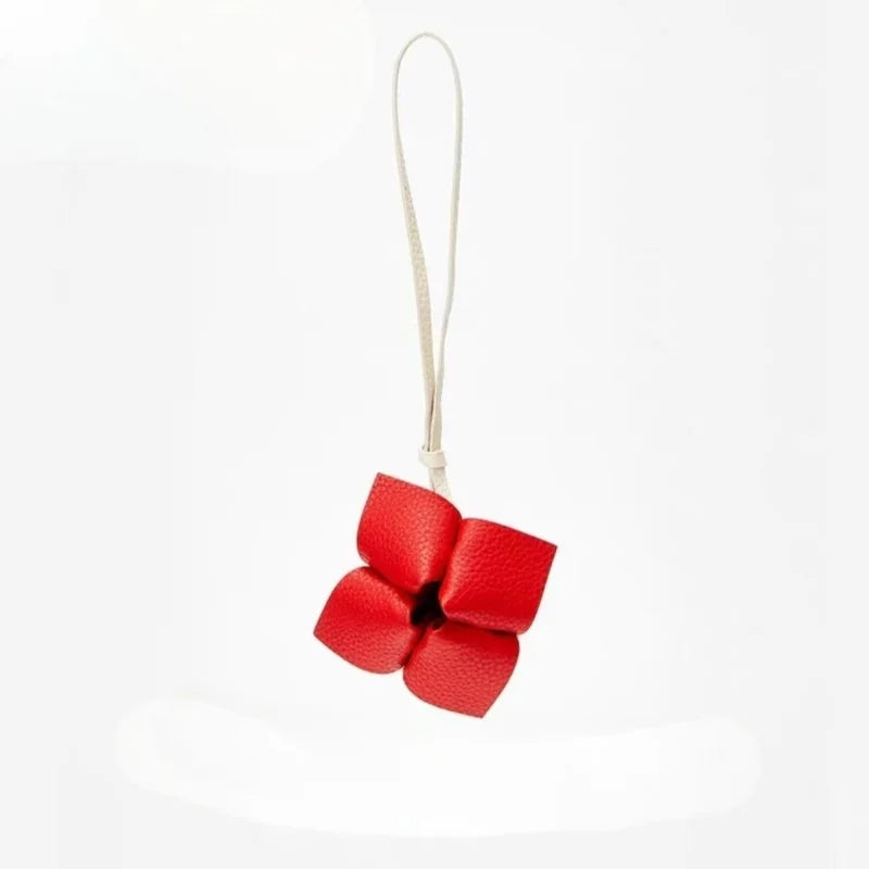 Handcrafted Leather Flower Bag Charm – Minimalist Abstract Bloom Pendant | Soft Color Accent Accessory | Elegant Everyday Gift for Her