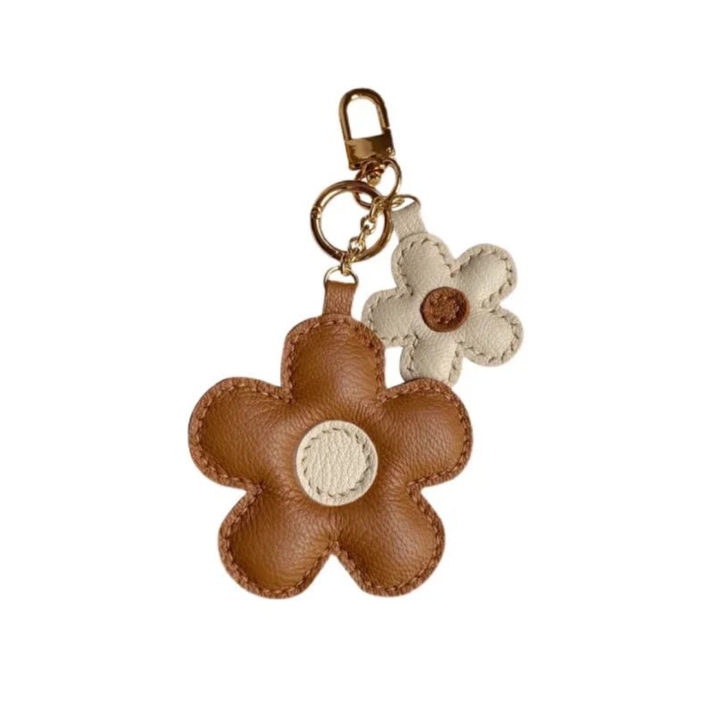 Exquisite Dual - Flower Horseshoe Buckle Sunflower Leather Charm - Multicolor Combination for Bags, Backpacks, and Keys, Perfect as a High - End Gift - Tomlynam