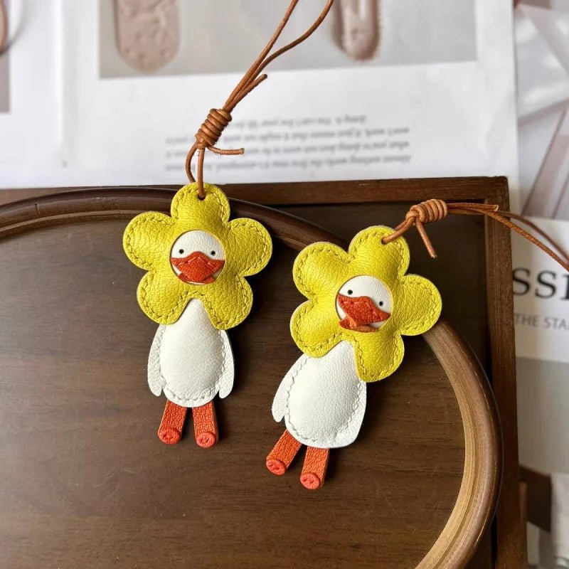 Flower Duck Leather Bag Charm – Handcrafted Animal Pendant Keychain | Cute Goose Accessory in Multiple Colors | Premium Leather Gift for Women & Kids - Tomlynam