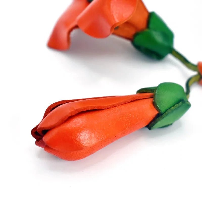 Blooming Leather Flower Bag Charm – Nordic Style Handmade Full - Grain Leather Floral Pendant | 3D Flower Keychain | Handcrafted Luxury Car & Bag Accessory - Tomlynam