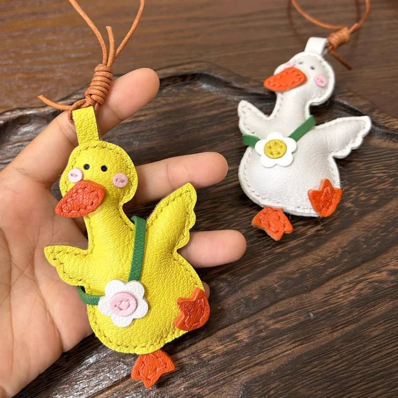 Lucky Duck Leather Bag Charm – Handcrafted Genuine Leather Pendant | Cute Car Accessory | Cheer - Up Gift for Friends - Tomlynam