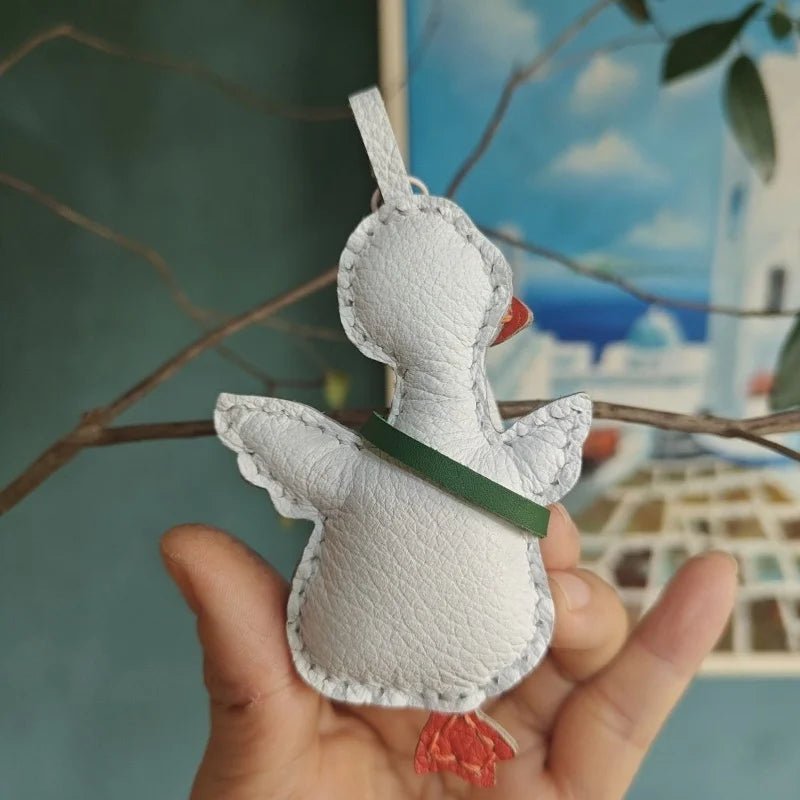 Lucky Duck Leather Bag Charm – Handcrafted Genuine Leather Pendant | Cute Car Accessory | Cheer - Up Gift for Friends - Tomlynam