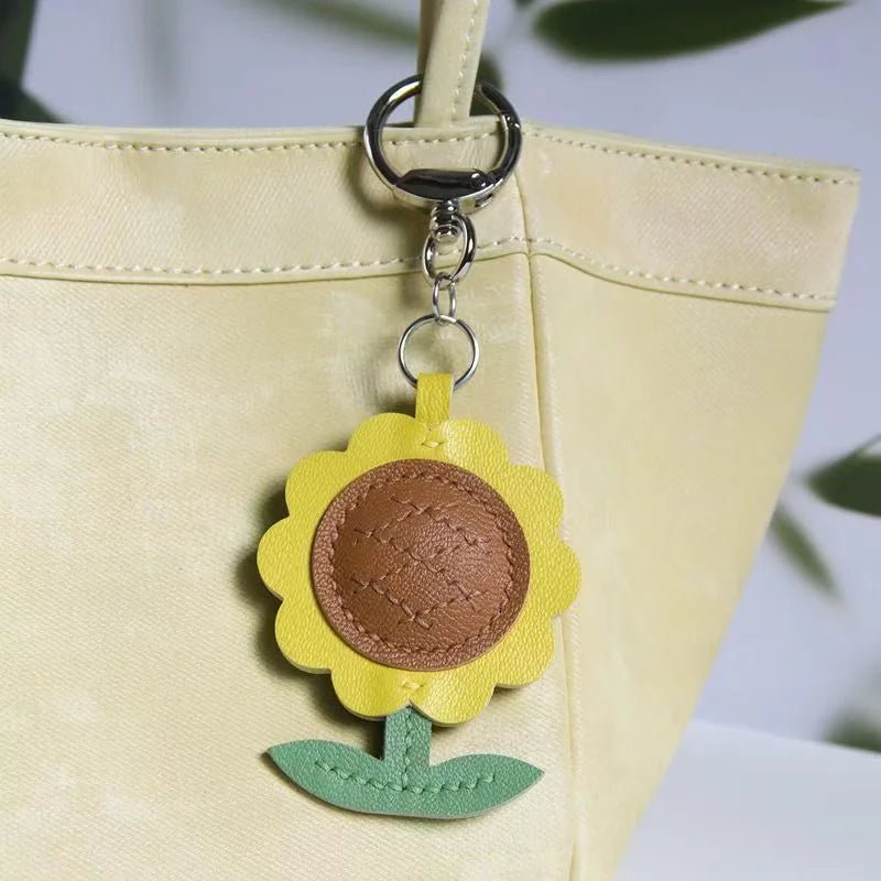 Sunflower Leather Bag Charm – Handmade Lambskin Cartoon Floral Pendant | Cute Keychain for Handbags, Backpacks or Gift Accessories - Tomlynam