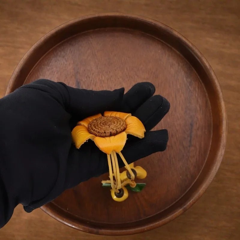 Tibetan Gesang Flower Leather Bag Charm – Handmade Full - Grain Leather Pendant | Ethnic Floral Accessory | Spiritual Boho Keychain Gift - Tomlynam