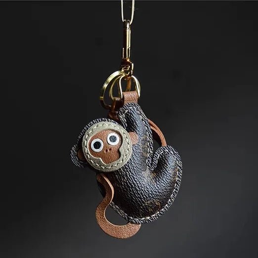 Vintage - Inspired Monkey Leather Keychain – Handcrafted Full - Grain Leather Bag Charm | Retro Aesthetic Car Key Holder | Unique Gift for Women - Tomlynam