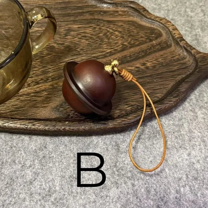 Vintage Leather Bell Bag Charm – Handmade Full - Grain Cowhide Keychain | Two Sizes & Four Colors | Backpack, Car, and Purse Pendant - Tomlynam