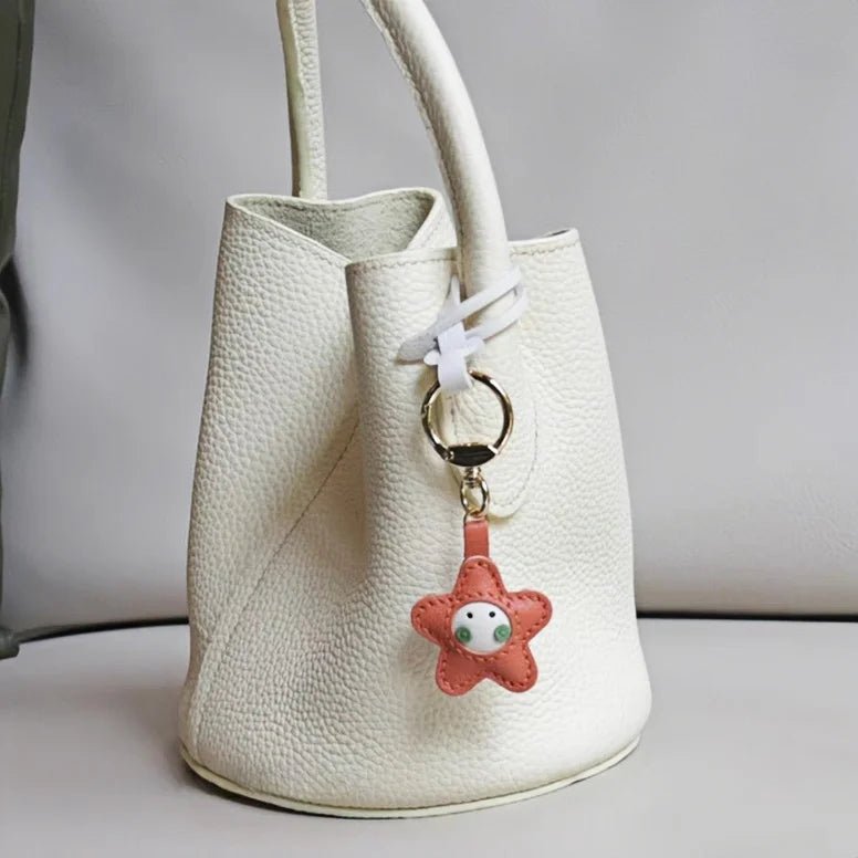 Whimsical Angel Star Leather Charm – Handmade French Goatskin Keychain | Lucky Pendant for Bags | Cute Guardian Gift - Tomlynam