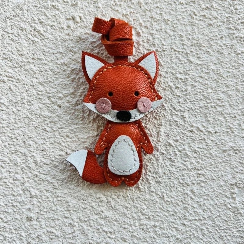 Whimsical Fox Leather Bag Charm – Handmade Full - Grain Lambskin Keychain | Playful Animal Pendant | Cute Gift for Handbags & Backpacks - Tomlynam